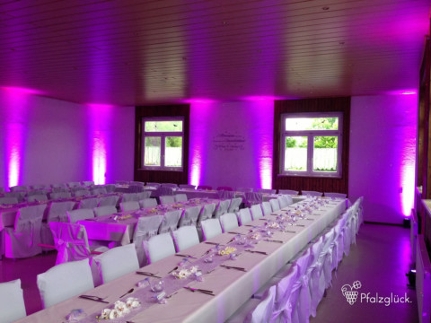 Ambiente Light in magenta