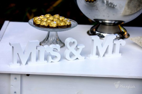 Mrs und Mr Dekoration